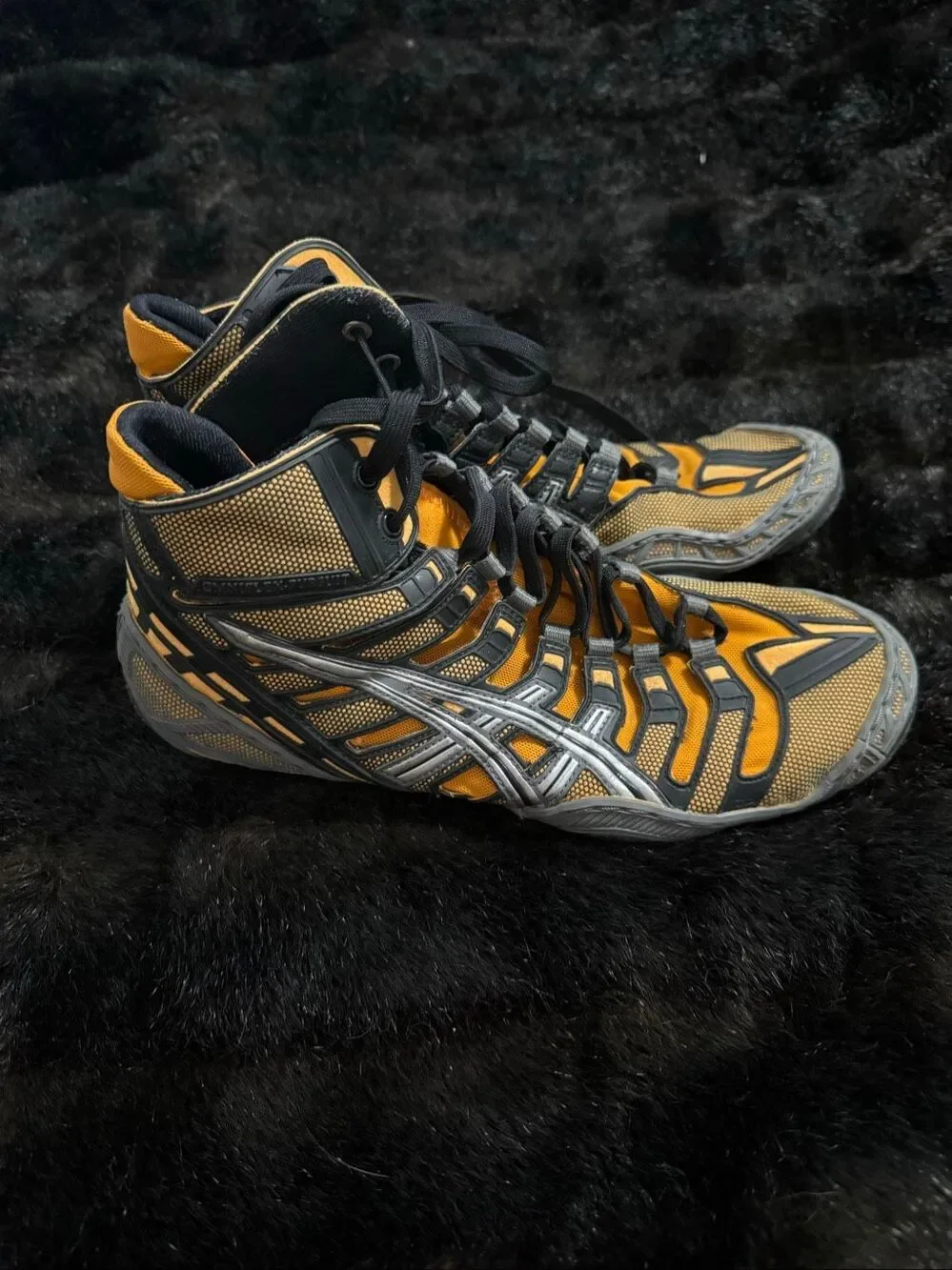 ASICS Omniflex Wrestling Shoes Size 8 Men’s athletic orange black